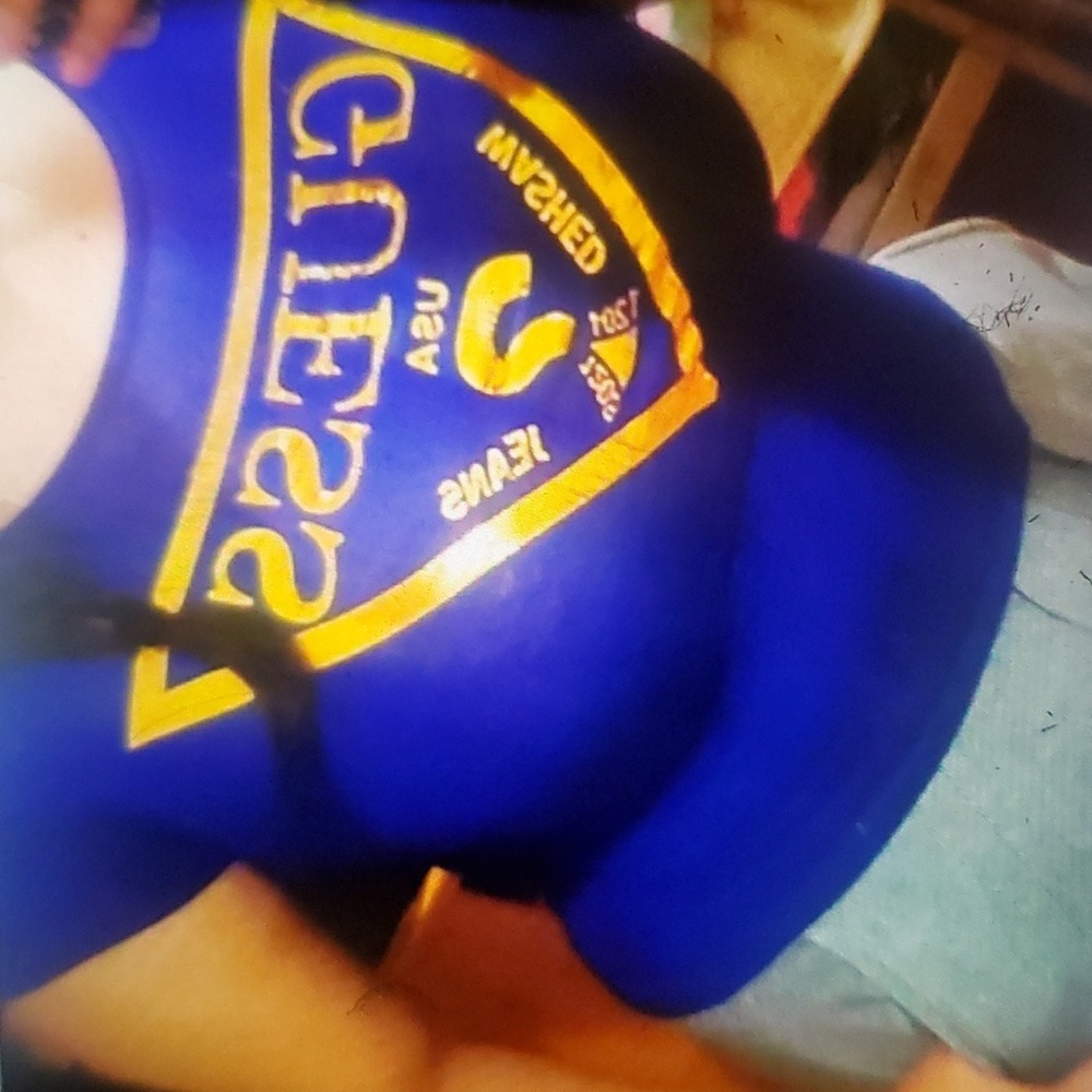 Guess Tshirt